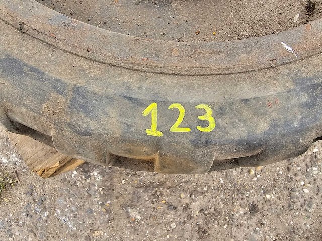 Heftruck banden set - afbeelding 2 van  6