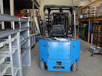 Heftruck caterpiller f40d. bouwjaar 1991. max. draaglast 2000 kg. tellerstanden 22.746 en 776 (twee tellers... - afbeelding 8 van  13