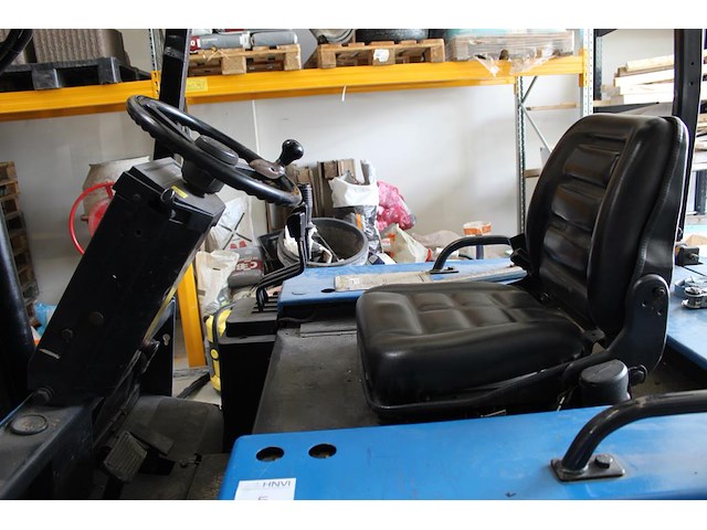 Heftruck caterpiller f40d. bouwjaar 1991. max. draaglast 2000 kg. tellerstanden 22.746 en 776 (twee tellers... - afbeelding 11 van  13