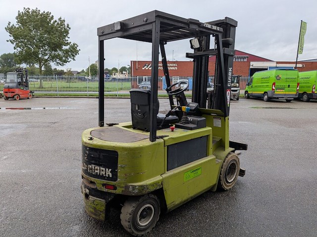 Heftruck clarck, cem30s, bouwjaar 2001 - afbeelding 21 van  25