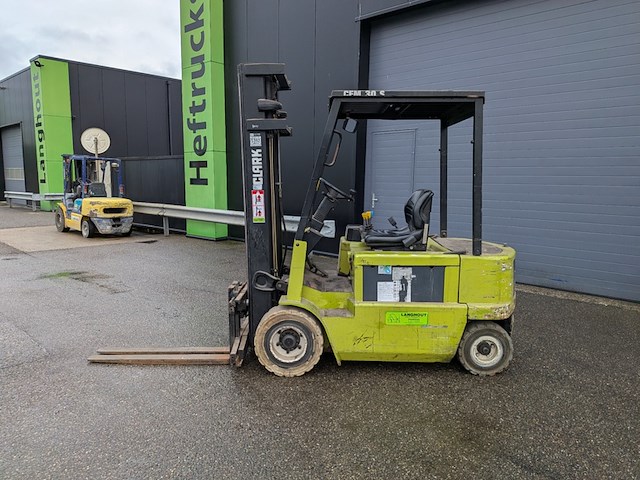 Heftruck clarck, cem30s, bouwjaar 2001 - afbeelding 24 van  25