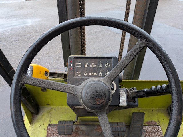 Heftruck clarck, gpm25l, bouwjaar 1988 - afbeelding 10 van  24