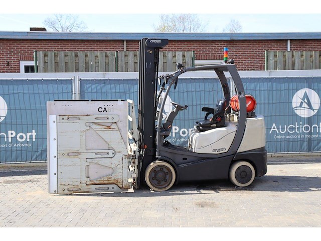 Heftruck crown lpg 2000kg 5.43m - afbeelding 1 van  1