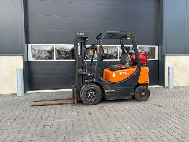 Heftruck doosan g20gp lpg 2000kg 4.7m 2021 - afbeelding 1 van  1