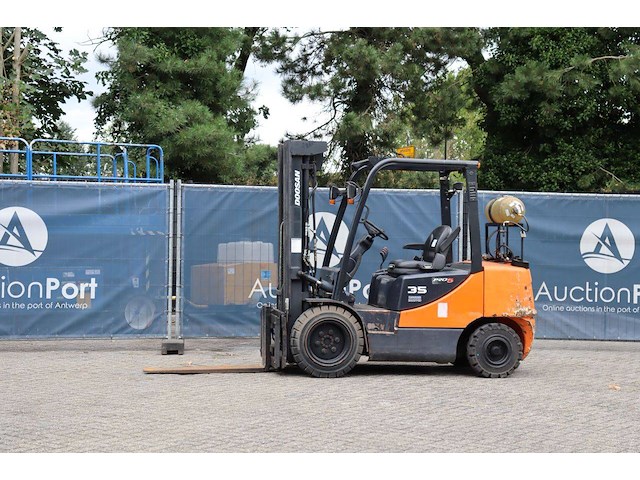 Heftruck doosan g35c-5 lpg 3500kg 3.3m 2012 - afbeelding 1 van  1