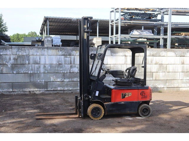 Heftruck ep elektrisch - afbeelding 1 van  1