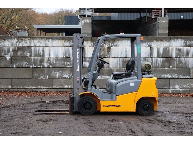 Heftruck jungheinrich tfg 320 lpg 2000kg 4.7m 2016 - afbeelding 1 van  1