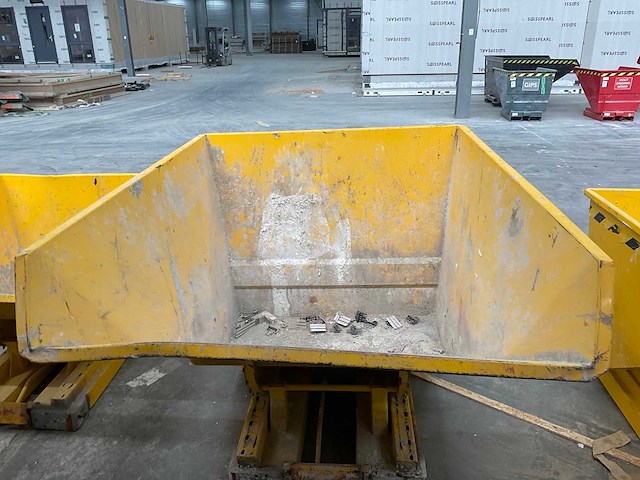 Heftruck kantelbak (1100l) - afbeelding 4 van  5