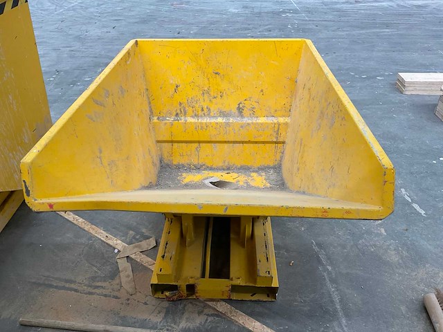 Heftruck kantelbak (600l) - afbeelding 4 van  5