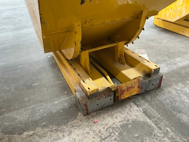 Heftruck kantelbak (600l) - afbeelding 4 van  4