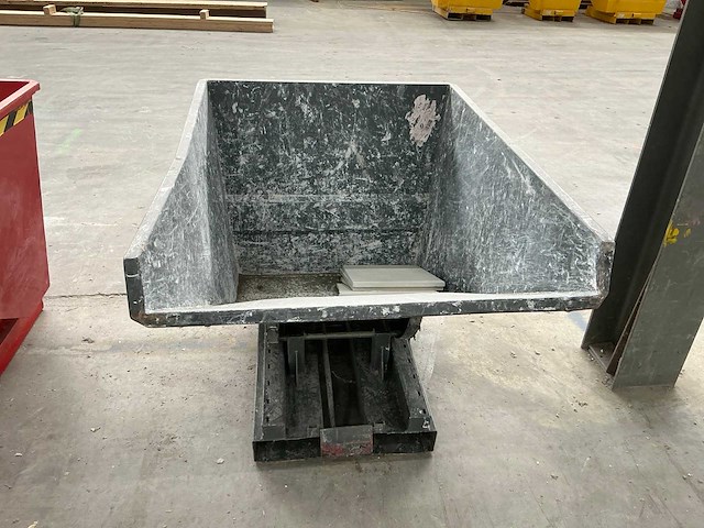 Heftruck kantelbak (600l) - afbeelding 4 van  5