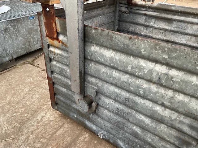 Heftruck kantelbak - afbeelding 5 van  5