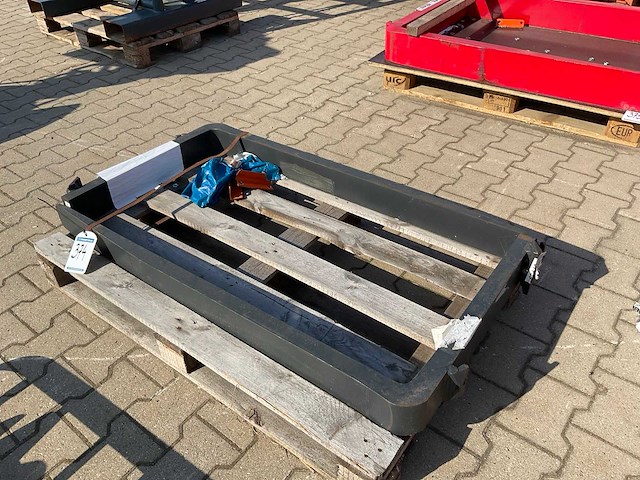 Heftruck lepel (fem/iso) (2x) - afbeelding 1 van  4