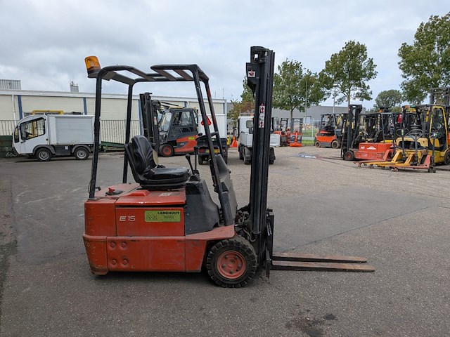 Heftruck linde, e15, bouwjaar 2000 - afbeelding 14 van  19