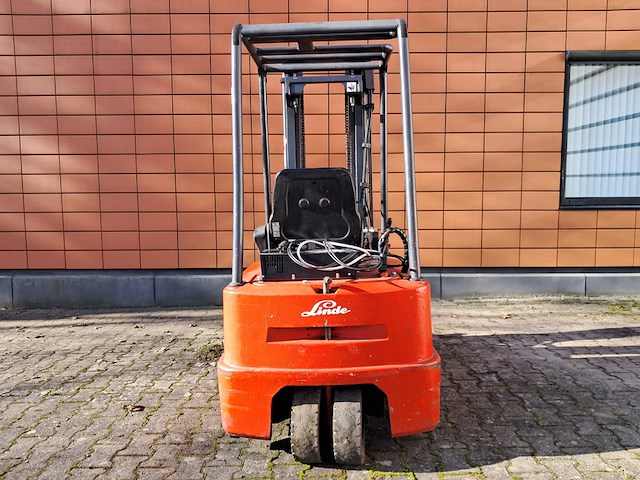 Heftruck, linde, e15, rood - afbeelding 17 van  19