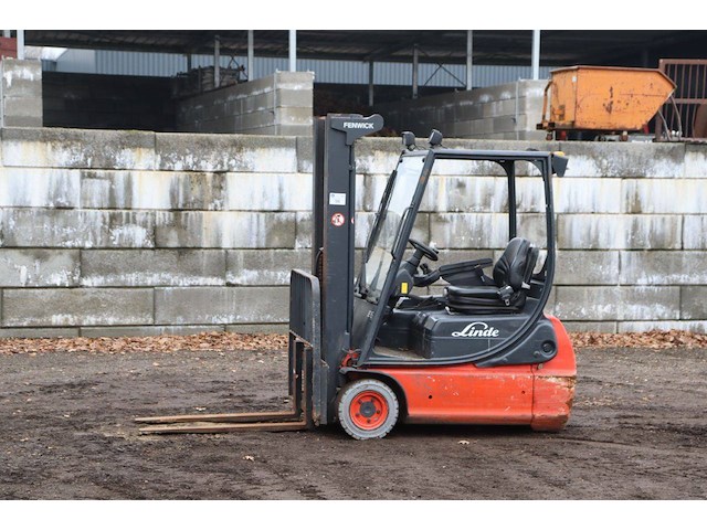 Heftruck linde e16 elektrisch 1600kg 6.6m 2003 - afbeelding 1 van  1