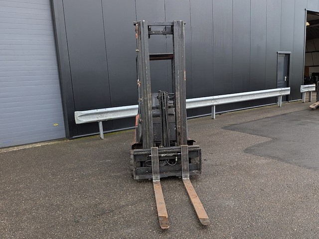 Heftruck linde, e16s, bouwjaar 1999 - afbeelding 12 van  23