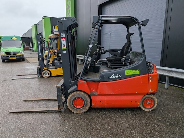 Heftruck linde, e25 - 600 / 03, bouwjaar 2009 - afbeelding 22 van  23