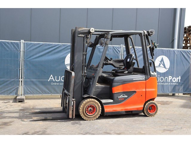 Heftruck linde e25h-01/600 elektrisch 2500kg 4.7m 2016 - afbeelding 1 van  1