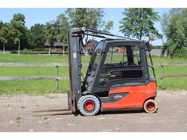 Heftruck linde e25l-01 elektrisch 2500kg 2017 - afbeelding 1 van  1