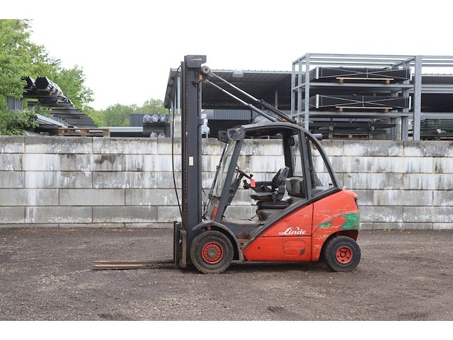 Heftruck linde h30d diesel 3000kg 2004 - afbeelding 1 van  1