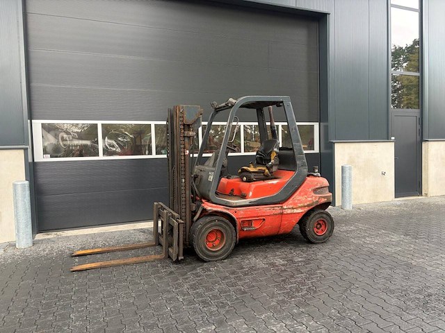 Heftruck linde h30d diesel 3000kg 4.2m 1995 - afbeelding 1 van  1