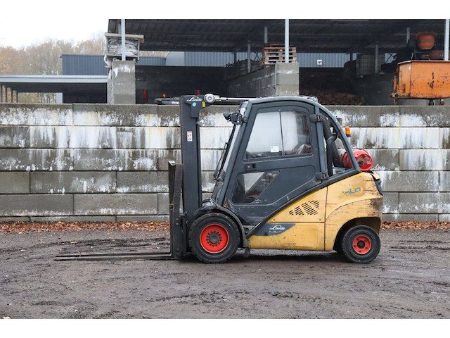 Heftruck linde h30t lpg 2470kg 4.65m 2017 - afbeelding 1 van  1