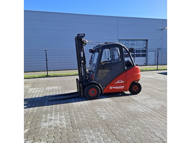Heftruck lpg, linde, h30 t 3000 kg, rood, 2006 - afbeelding 1 van  36