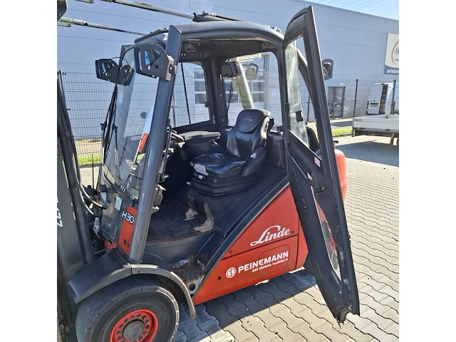 Heftruck lpg, linde, h30 t 3000 kg, rood, 2006 - afbeelding 17 van  36