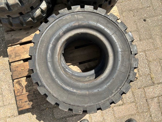 Heftruck massieve banden (6x) - afbeelding 7 van  10
