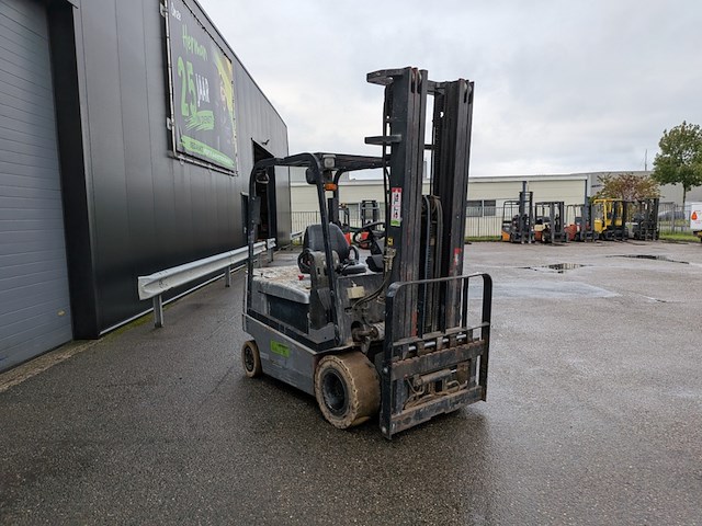 Heftruck nissan, q02l25cu, bouwjaar 2000 - afbeelding 15 van  21