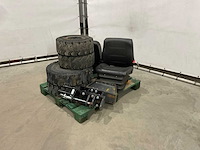 Heftruck stoelen banden trekhaak - afbeelding 1 van  10