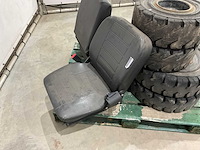 Heftruck stoelen banden trekhaak - afbeelding 8 van  10