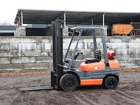 Heftruck toyota 02-6fg-30 lpg 3000kg 4.0m - afbeelding 1 van  1