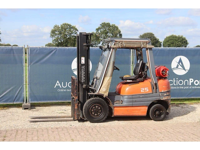 Heftruck toyota 42-6fgf25 lpg 2300kg 3.5m 1995 - afbeelding 1 van  1