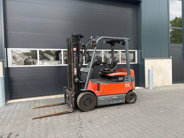 Heftruck toyota 7fbmf25 elektrisch 2500kg 5.0m 2009 - afbeelding 1 van  1