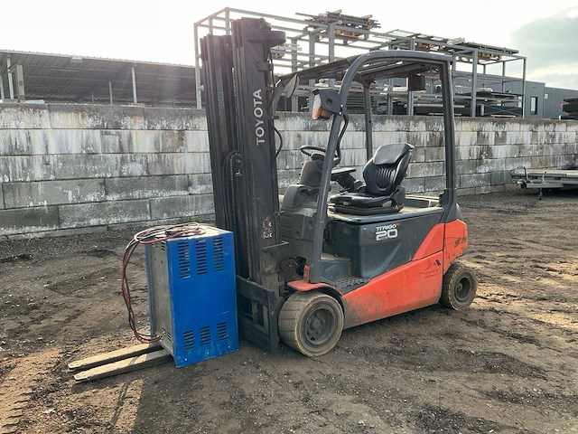 Heftruck toyota 8bfmt20 elektrisch 2000kg 2009 - afbeelding 1 van  1