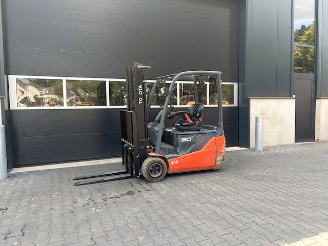 Heftruck toyota 8fbe20t elektrisch 2000kg 3.3m 2017 - afbeelding 1 van  1