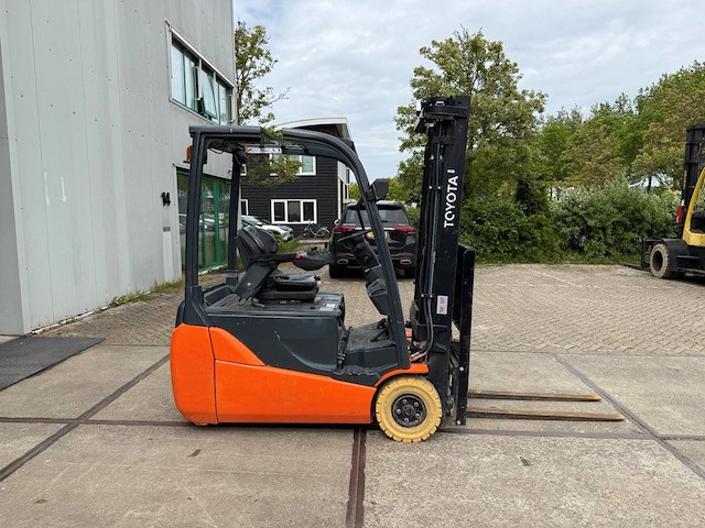 Heftruck toyota 8fbet16 elektrisch 1600kg 5.0m 2012 - afbeelding 1 van  1