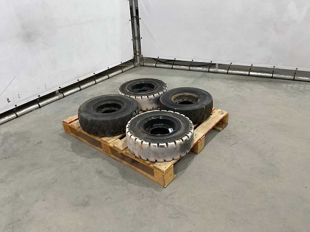 Heftruck wielen (4x) - afbeelding 6 van  11