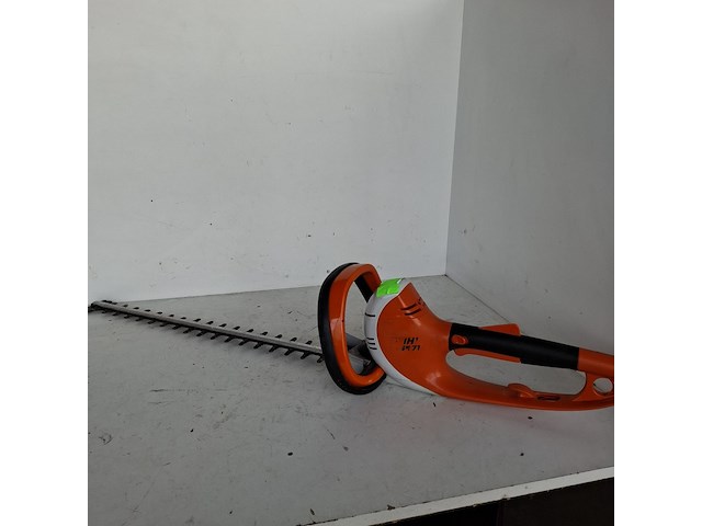 Heggenschaar - 65cm - 230v stihl, hse 71, bouwjaar 2022 - afbeelding 1 van  6