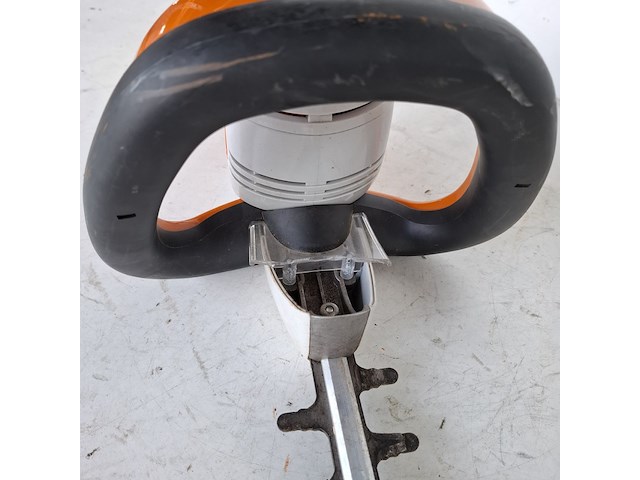 Heggenschaar - 65cm - 230v stihl, hse 71, bouwjaar 2022 - afbeelding 5 van  6