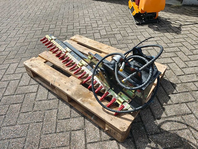 Heggenschaar voor minigraver - afbeelding 3 van  8