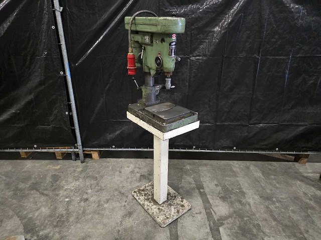 Hegner - 6 - tafelboormachine - afbeelding 1 van  5