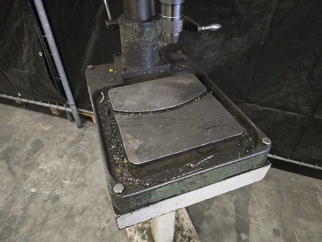 Hegner - 6 - tafelboormachine - afbeelding 4 van  5