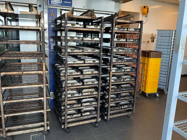 Hein 9-delige rvs bakkerijoven wagen (2x) - afbeelding 1 van  8