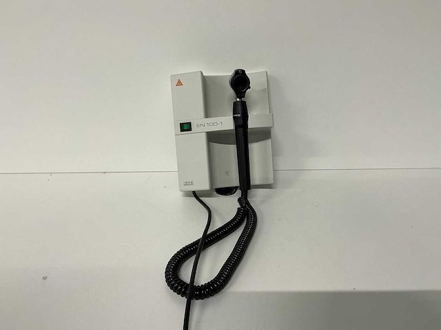 Heine - en 100-1 - otoscoop - afbeelding 1 van  2