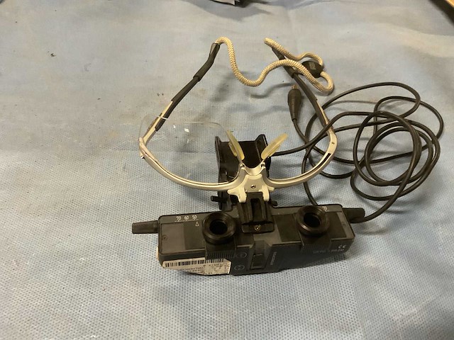 Heine sigma 150 binoculaire oftalmoscoop - afbeelding 3 van  3