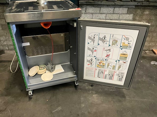 Heineken - david 60 - mobiele tapinstallatie v.v. vatenkoeling - afbeelding 3 van  7
