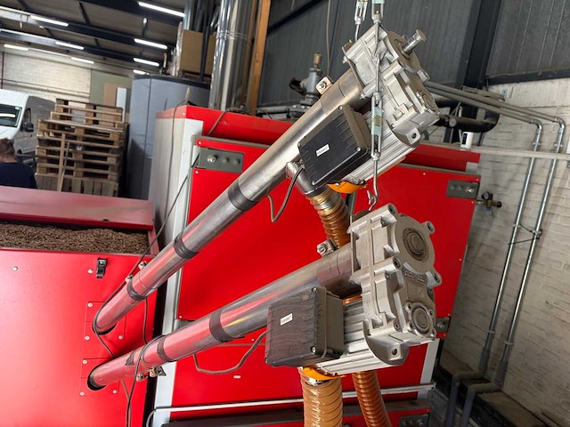 Heiztechnik industriële pelletgestookte warmwaterketel pelletkachel - afbeelding 68 van  88